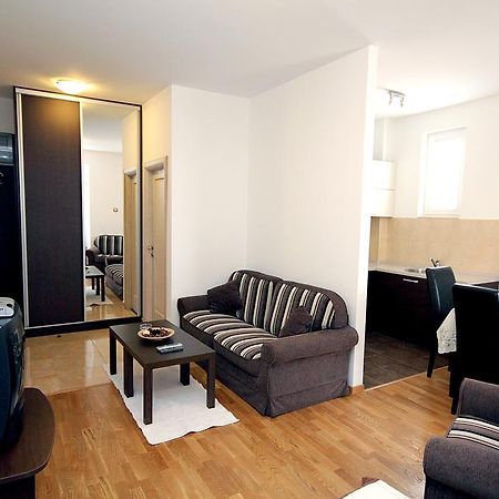 Apartments Draskovic Mirista Petrovac エクステリア 写真