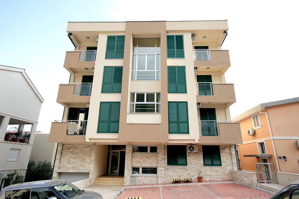 Apartments Draskovic Mirista Petrovac エクステリア 写真