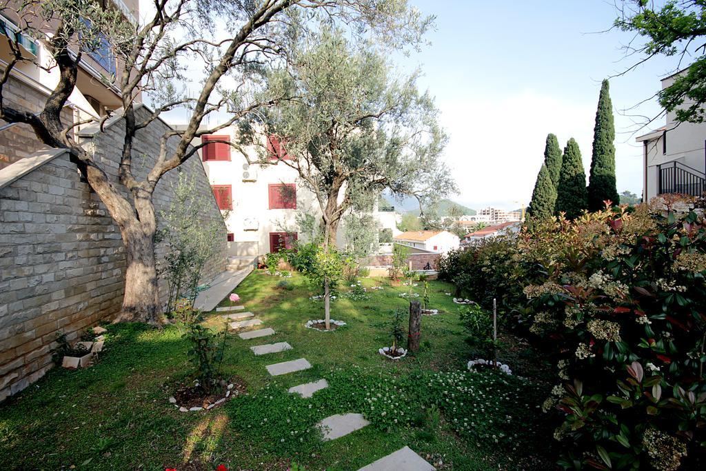 Apartments Draskovic Mirista Petrovac エクステリア 写真